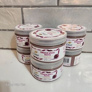 Dove Frosted Plum Berry Body Scrub, Lot of 6